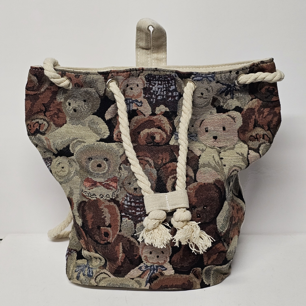 Vintage Teddy Bear Tapestry Backpack – Magnetic Closure